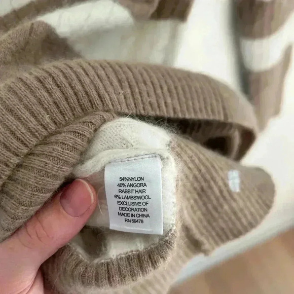 KAISELY angora rabbit/ woo blend stripped knit crew neck sweater sz M j crew - Picture 6 of 7